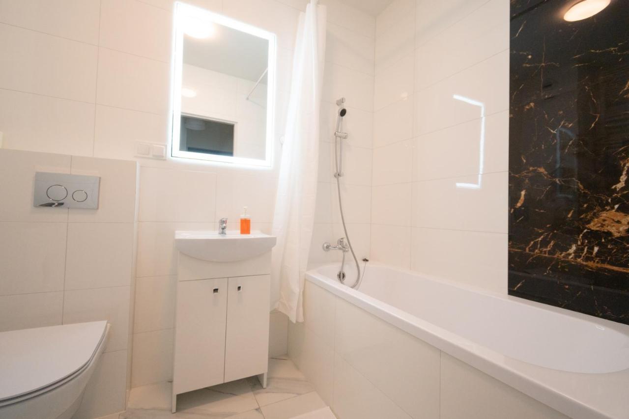 Apartament Alpha Łódź Exterior foto